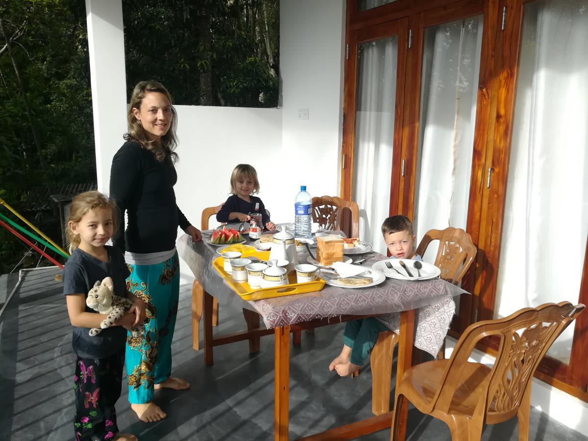 Amado Homestay เอลลา ภายนอก รูปภาพ